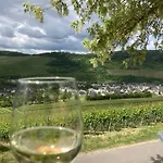 Weinhof Michael Morbach Pensión Zeltingen-Rachtig