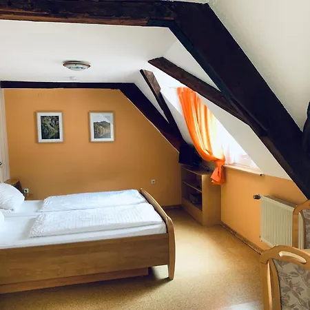 Weinhof Michael Morbach بيت ضيافة