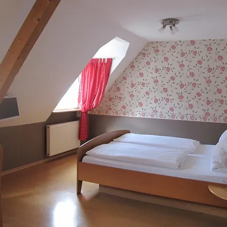 Weinhof Michael Morbach 3*