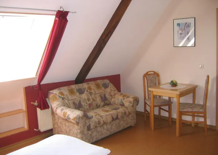 Weinhof Michael Morbach بيت ضيافة 3*